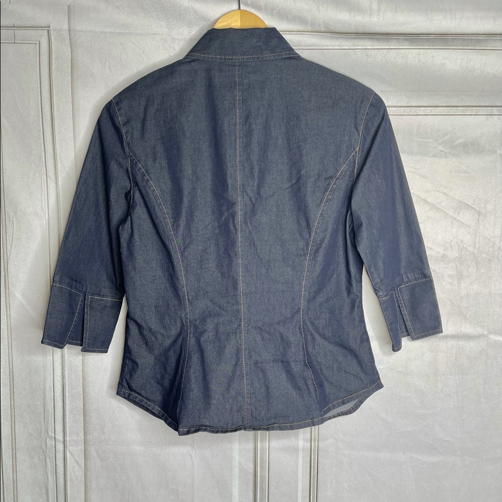 CLASSIQUES Entier Stretch Denim Blouse - Picture 3 of 5